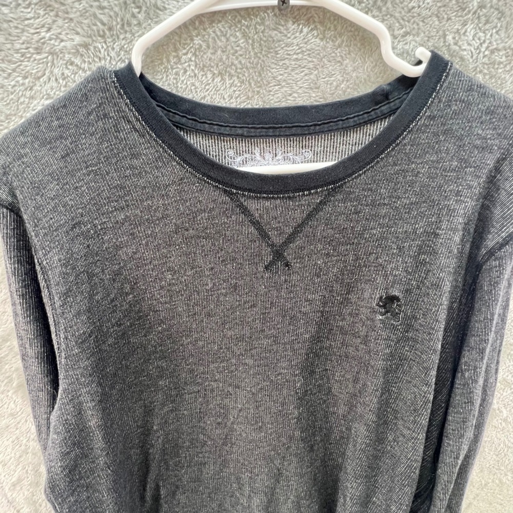 Express Mens XL Charcoal Gray Waffle Knit Henley Shirt Lion Logo Y2K Gorpcore